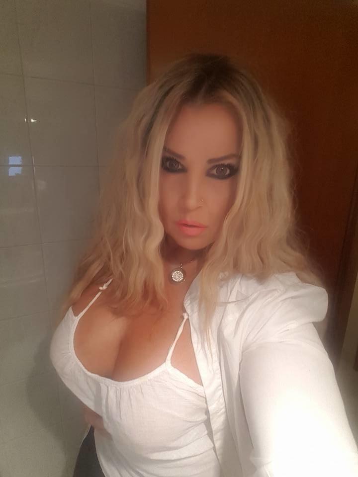 25P Greek Huge tits Vol 4