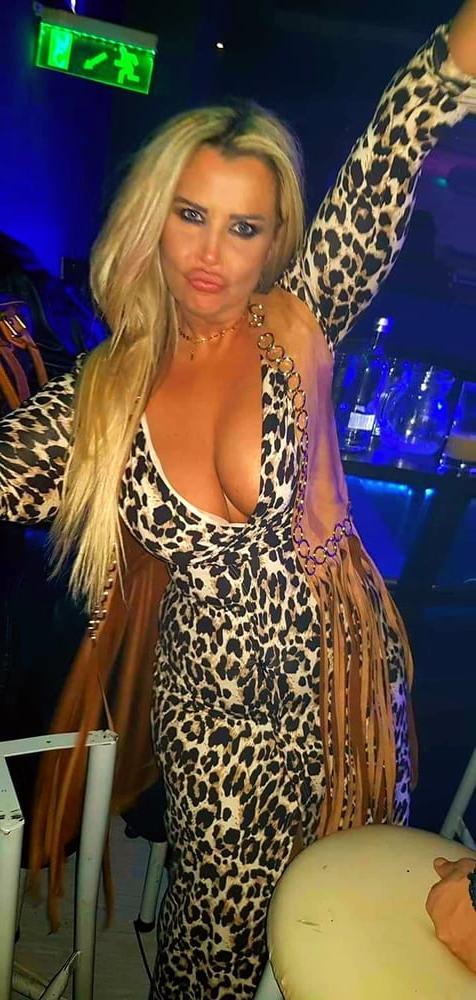 25P Greek Huge tits Vol 4