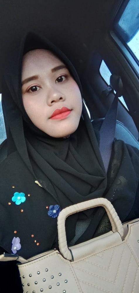 25P Janda melayu tetek besar