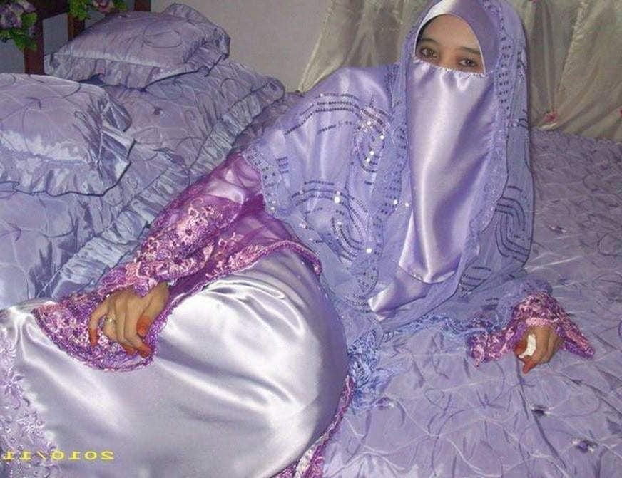 25P Janda melayu tetek besar