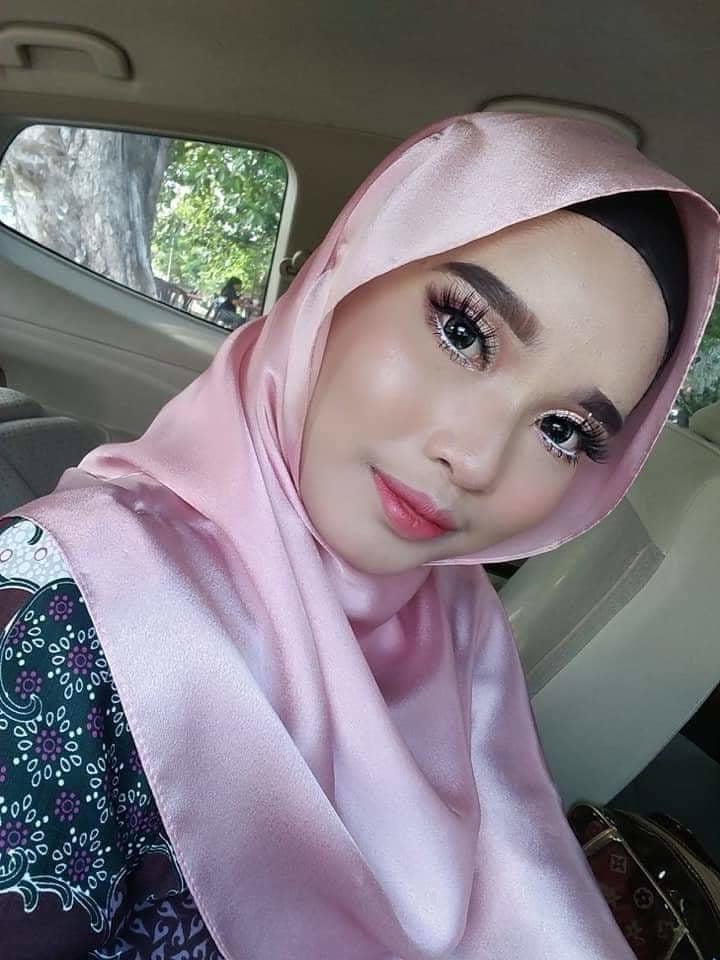 25P Janda melayu tetek besar