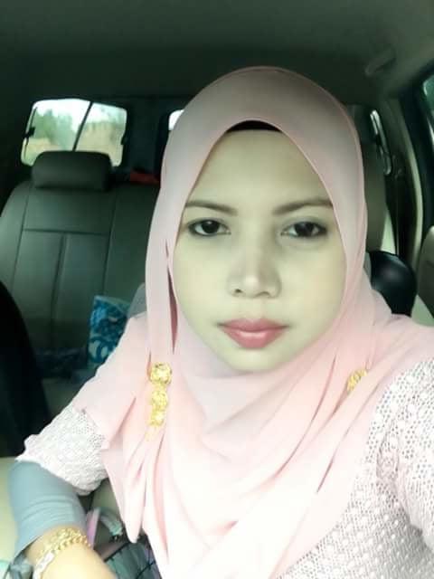 25P Janda melayu tetek besar