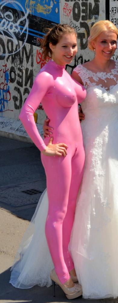 25P Latex Rubber Milf Granny September  issue