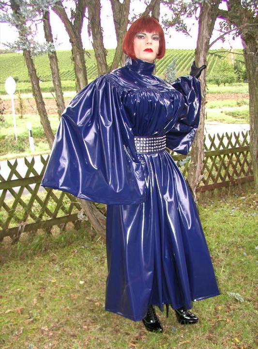 25P Latex Rubber Milf Granny September  issue