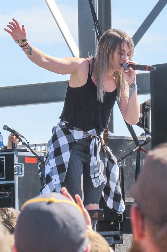 25P Jen Ledger needs a rough fucking