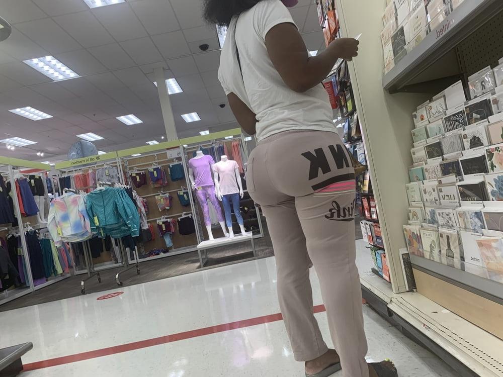 15P Candid Bubble Butt Nut Booty Black Milf
