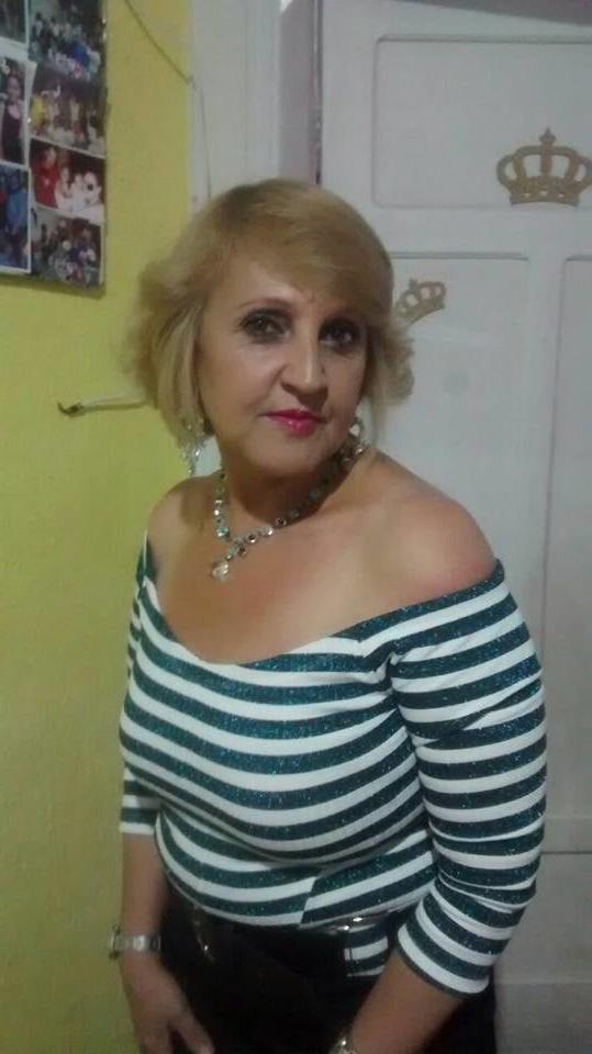 17P Non nude but sexy granny
