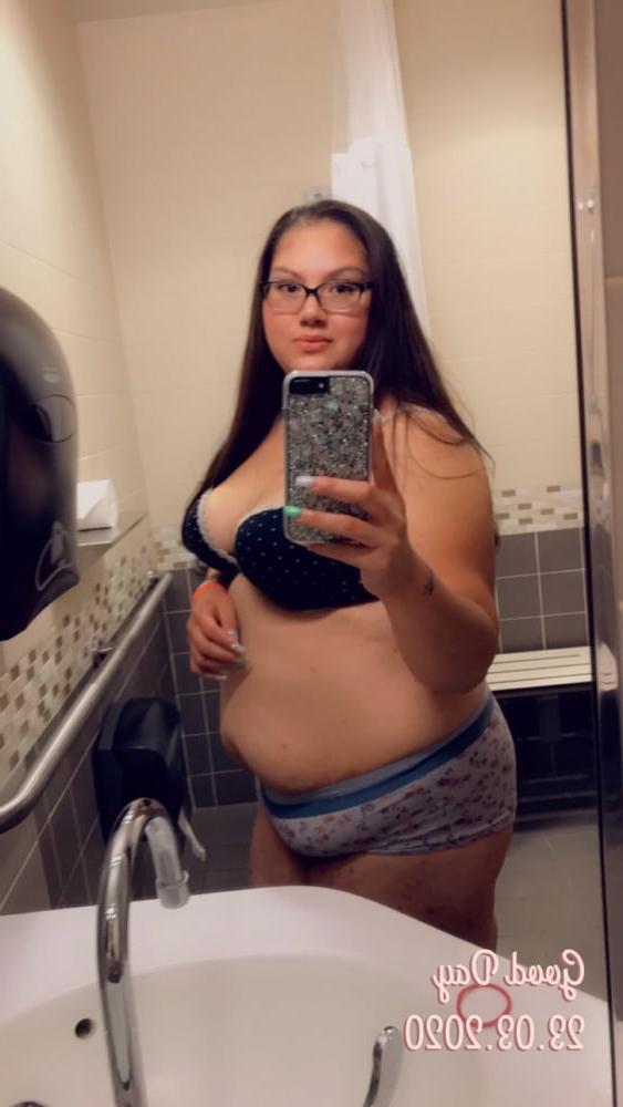11P Mexican BBW in panties