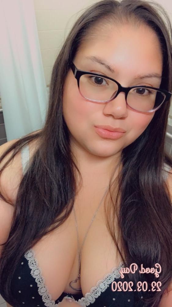 11P Mexican BBW in panties