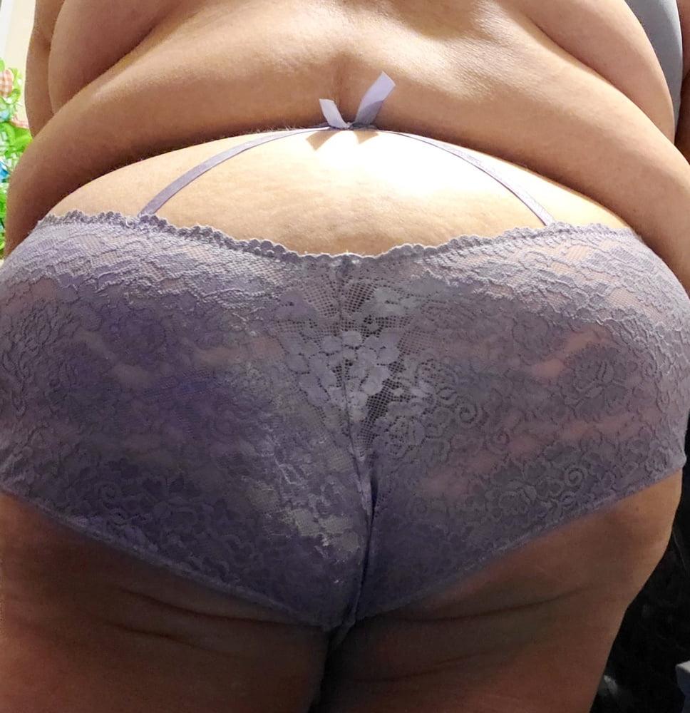 25P BBW Milf In Panties