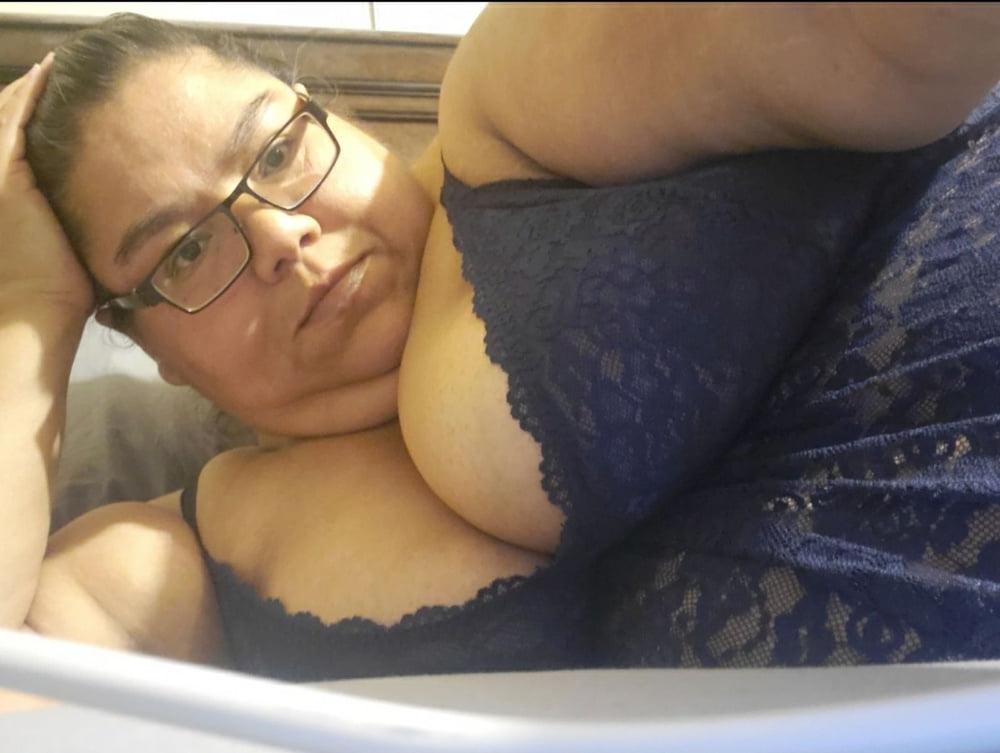 25P BBW Milf In Panties