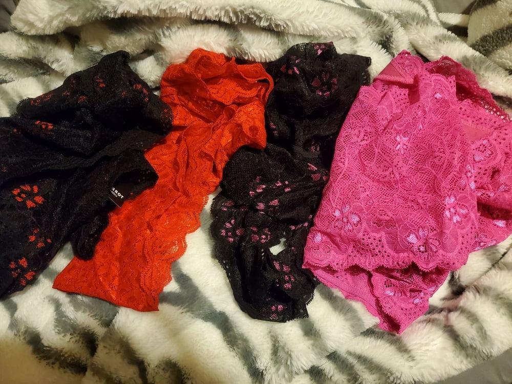 25P BBW Milf In Panties
