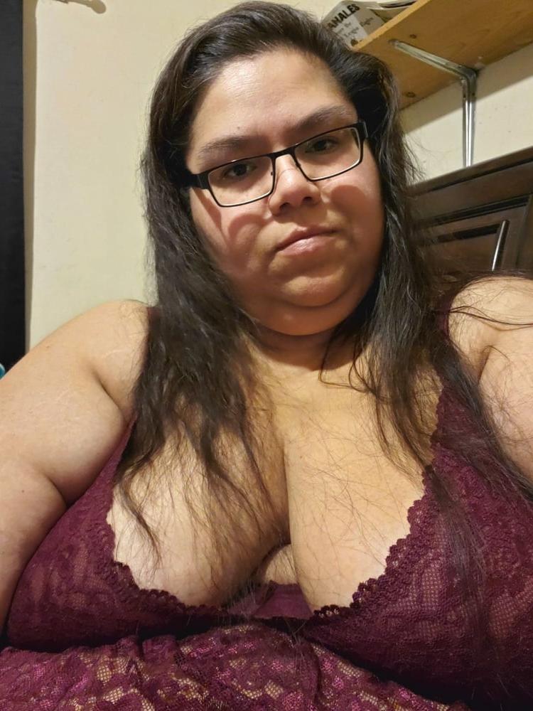 25P BBW Milf In Panties