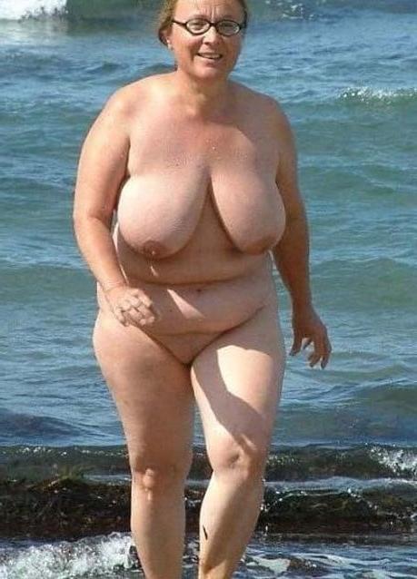 25P voyeur
