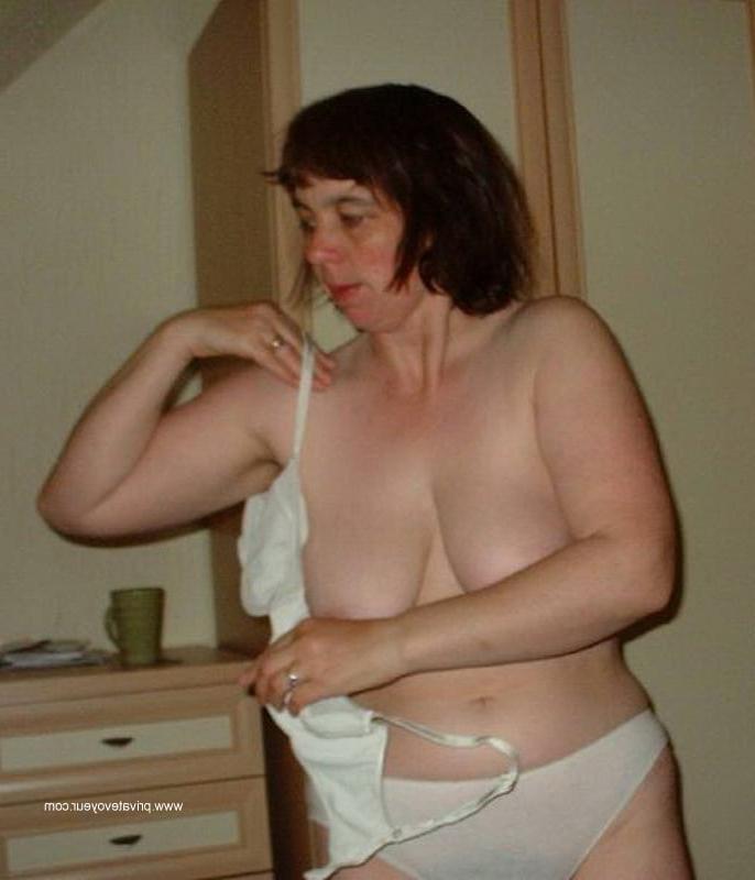 25P voyeur