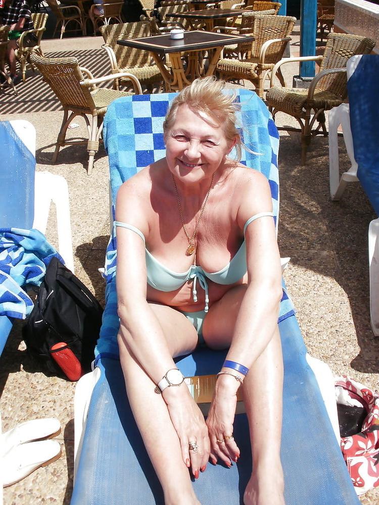25P Webtastic Special: Granny Time Vol.1338