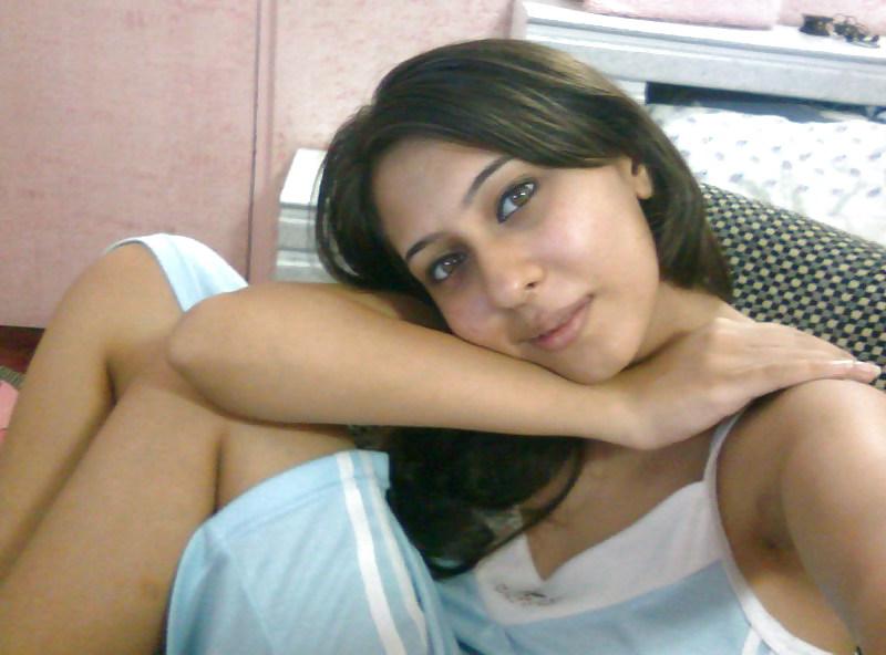 25P Indian amateur strips