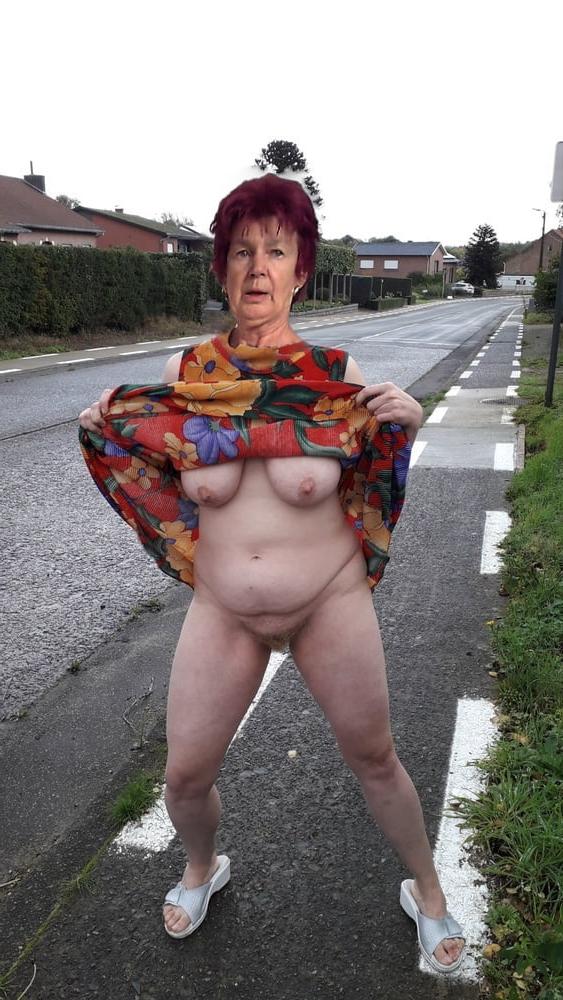 25P Granny fakes