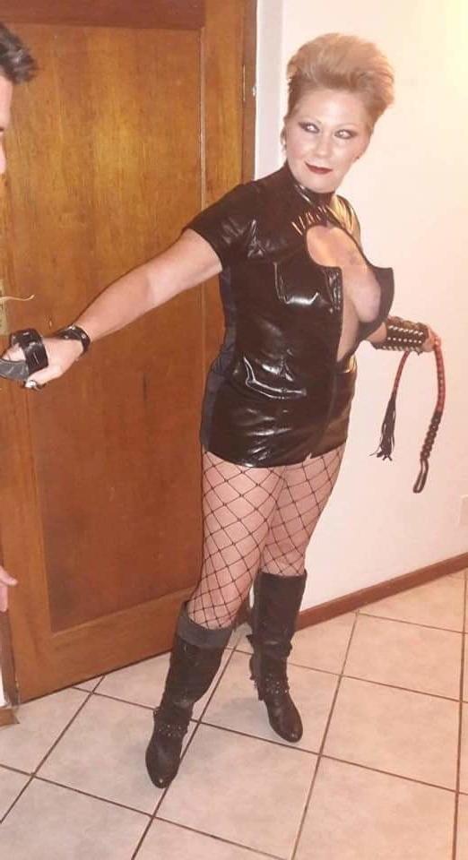 25P DOM granny whore Eliz