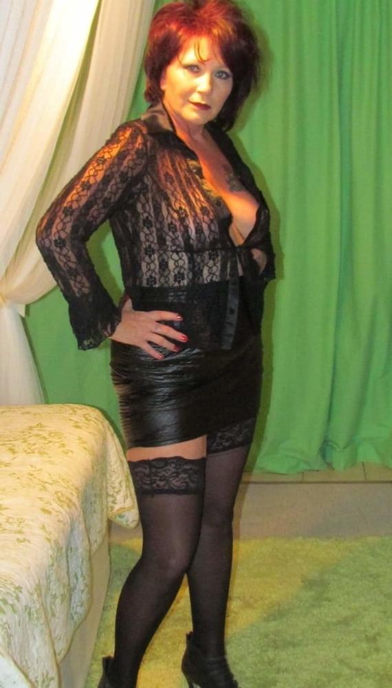 25P DOM granny whore Eliz