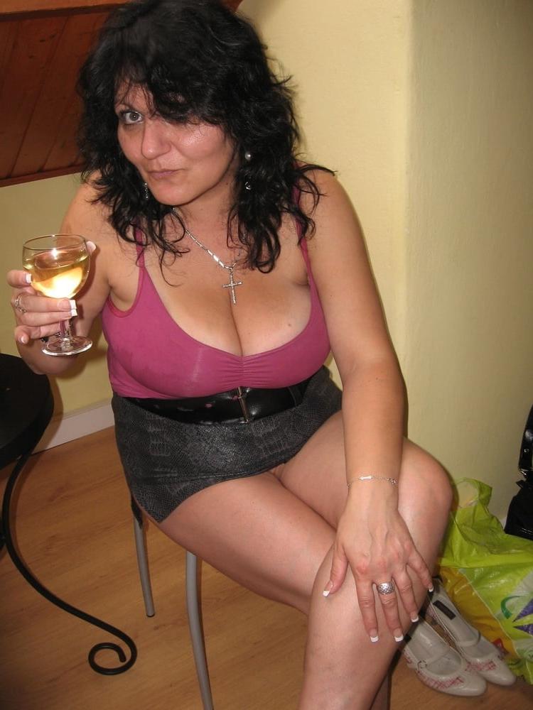 17P Exposed granny 3