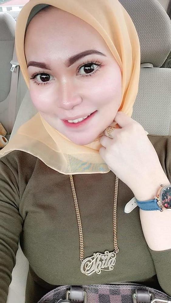 25P Melayu Tudung Cintik