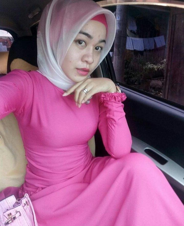 25P Melayu Tudung Cintik