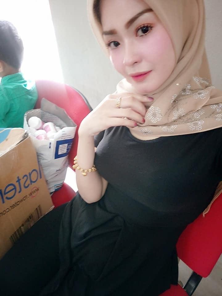 25P Melayu Tudung Cintik