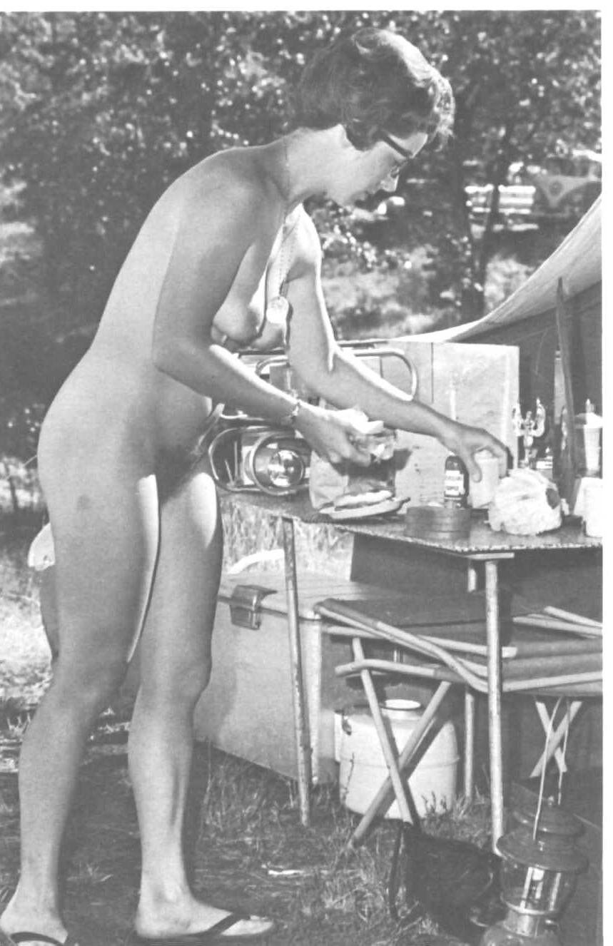 25P Vintage Nudism