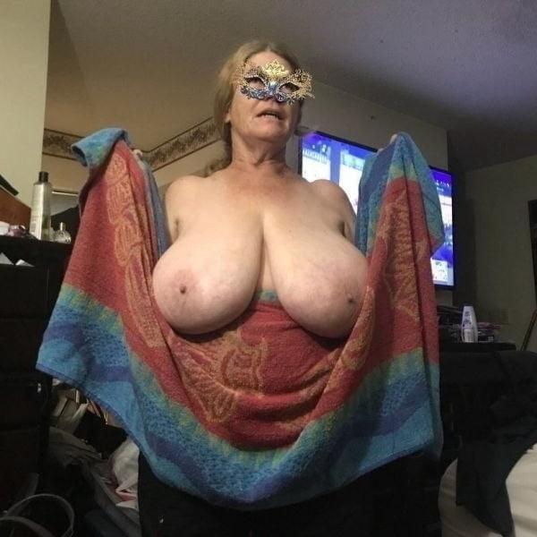 25P Webtastic Special: Granny Time Vol.1336