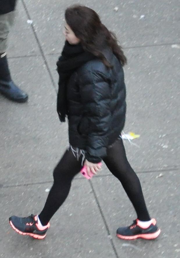 5P Harlem Girls in the Heat New York Asian TIghts