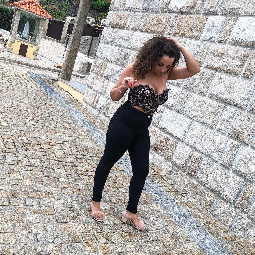 25P tuga teen non nude