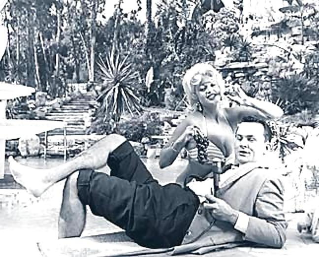8P Monday Movie - Bob Crane.