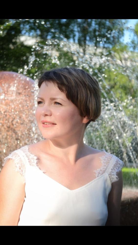 25P Ordinary russian woman