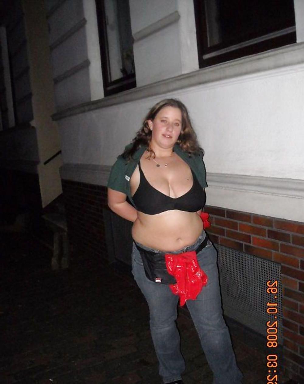 25P FAT GERMAN TEEN SLUT....WOW