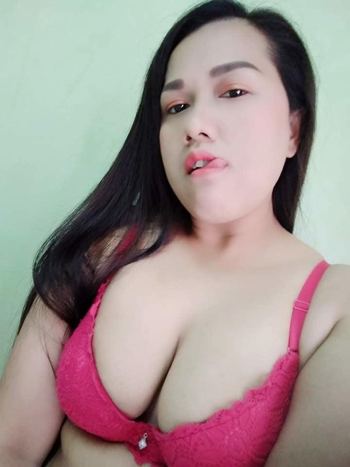25P Gadis tetek besar