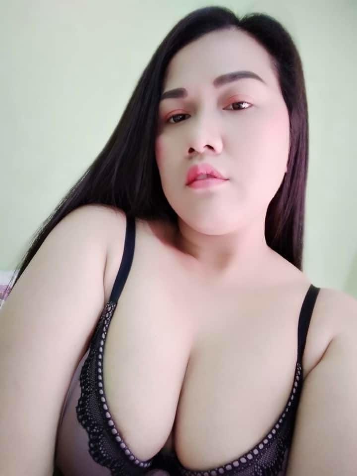 25P Gadis tetek besar
