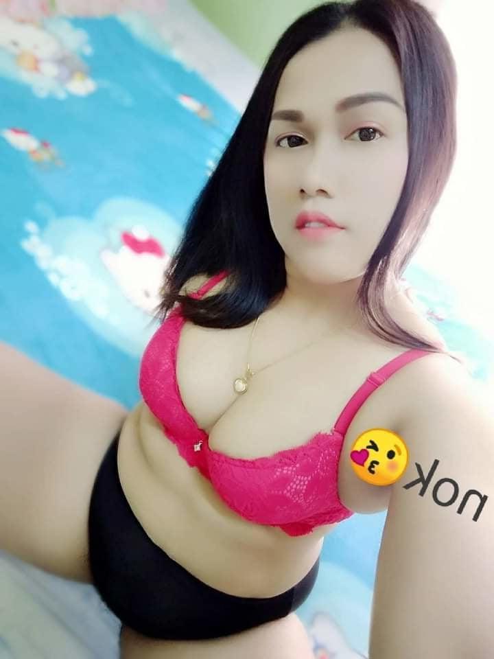 25P Gadis tetek besar