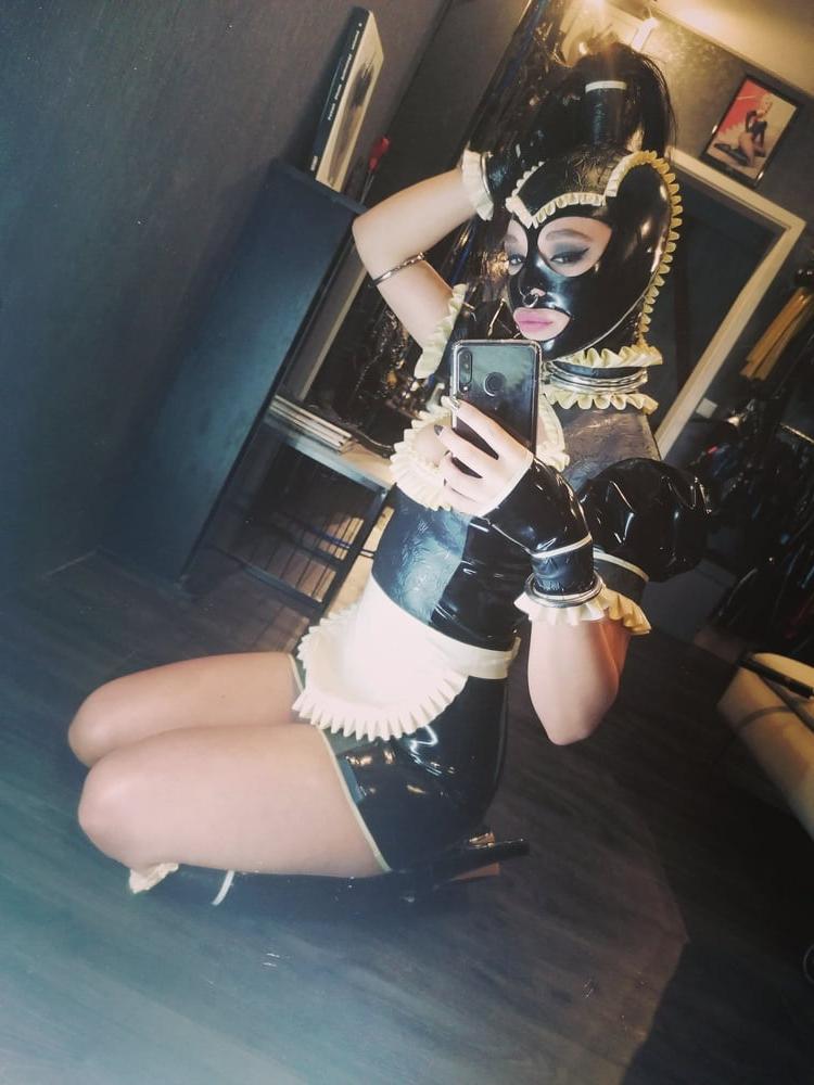 23P Latex amateur and selfie 114