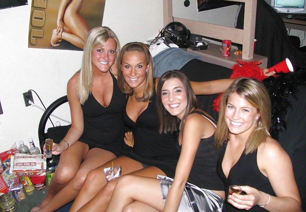25P Upskirt 2