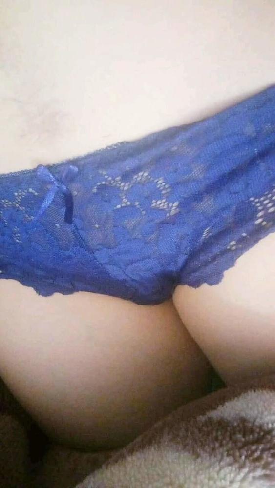 25P Janda tetek besar