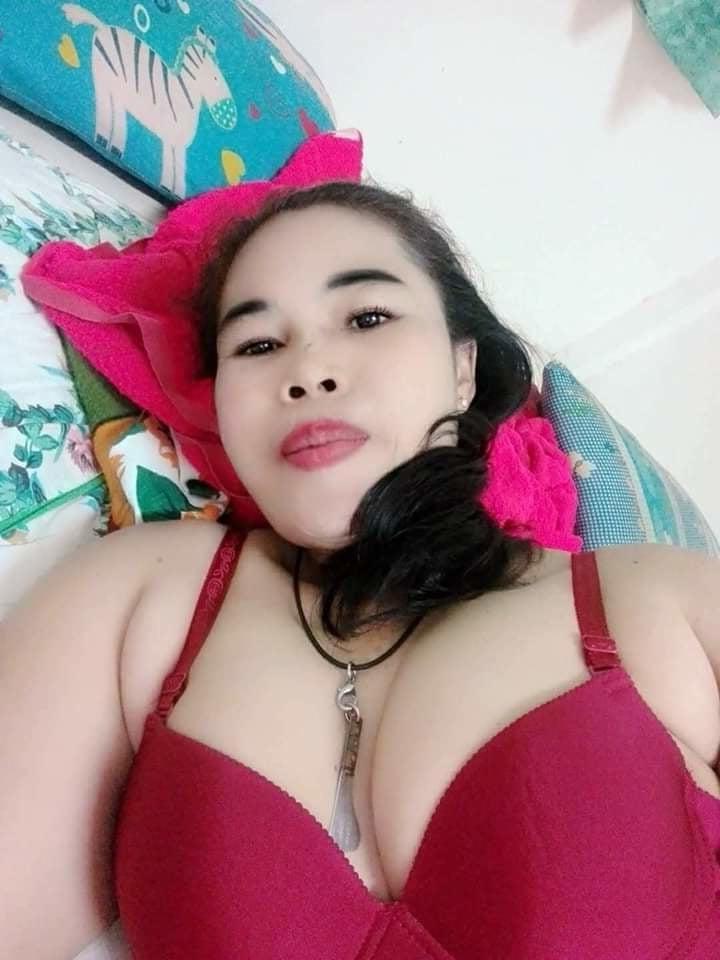 25P Janda tetek besar
