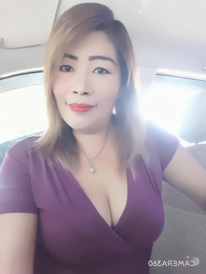 25P Janda tetek besar