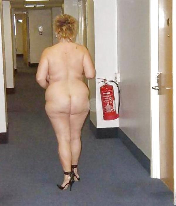 25P Wives on romantic getaways get frisky and risky