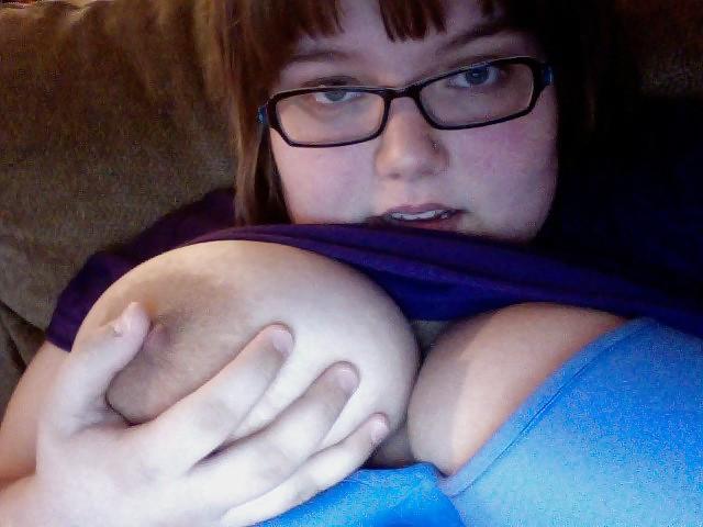 25P BigAreola Teen From,SmutDates.com