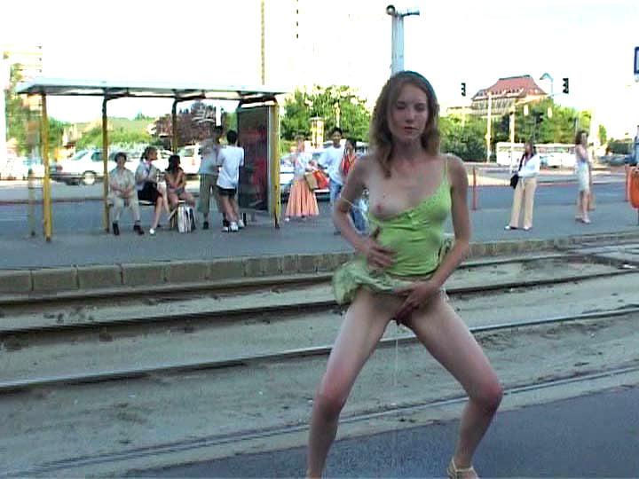 20P DWs Pissing Hall of Fame 10