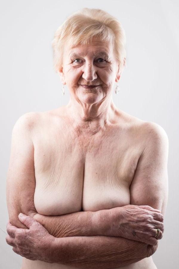 5P UK granny Sandy