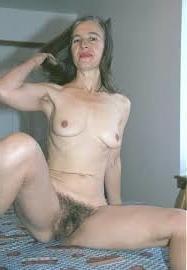 14P Slutly ass granny