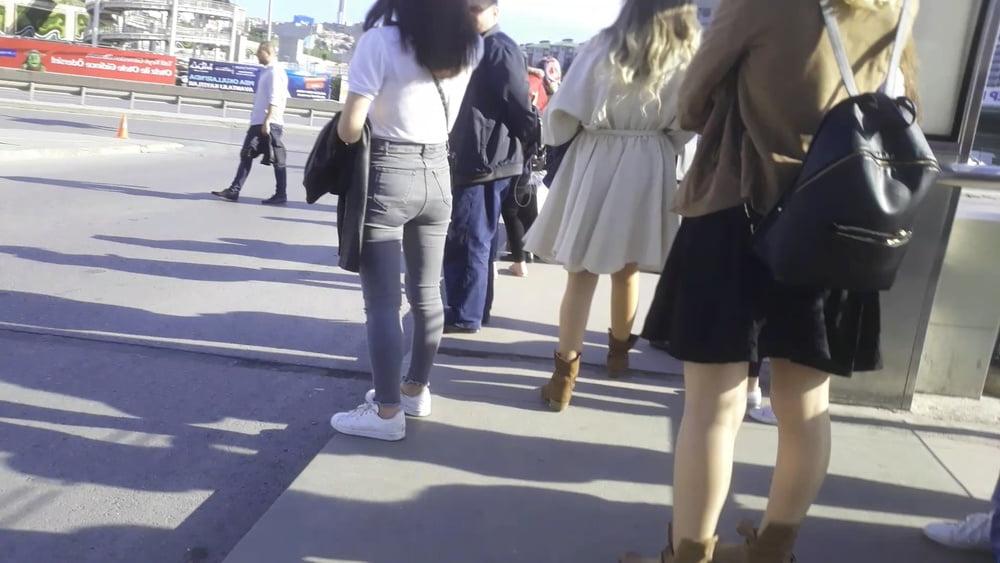10P 3 lu upskirt