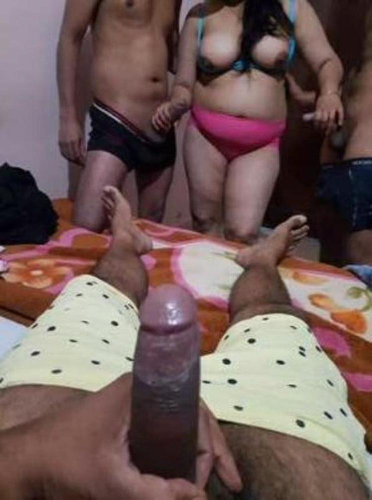 25P Group sex